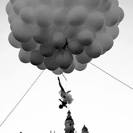 La Clemente Проживание в семье *